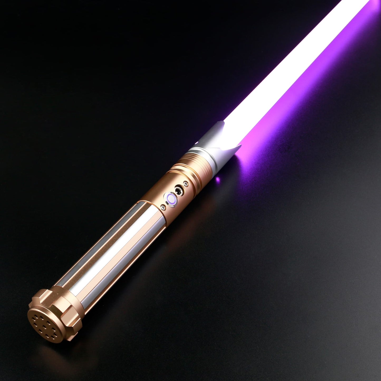 Espada láser RGB con Mango De Metal Dorado 77cm - Star Wars - Espadas y Más