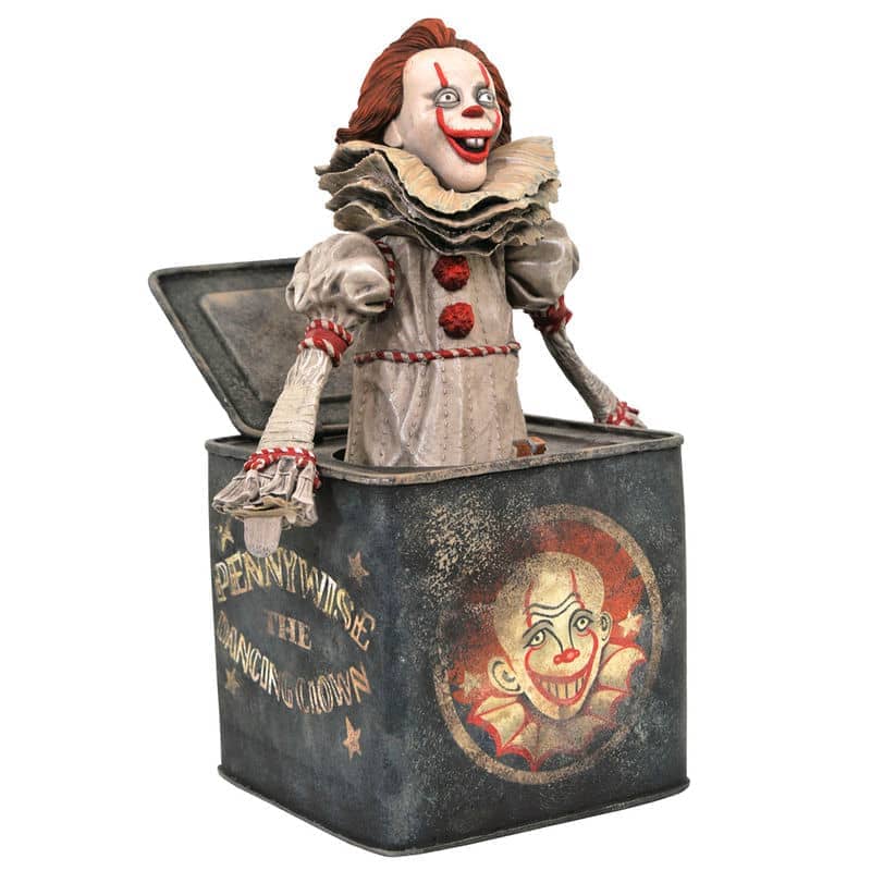 Figura diorama Pennywise en Caja Sorpresa It Chapter 2 23cm - Espadas y Más