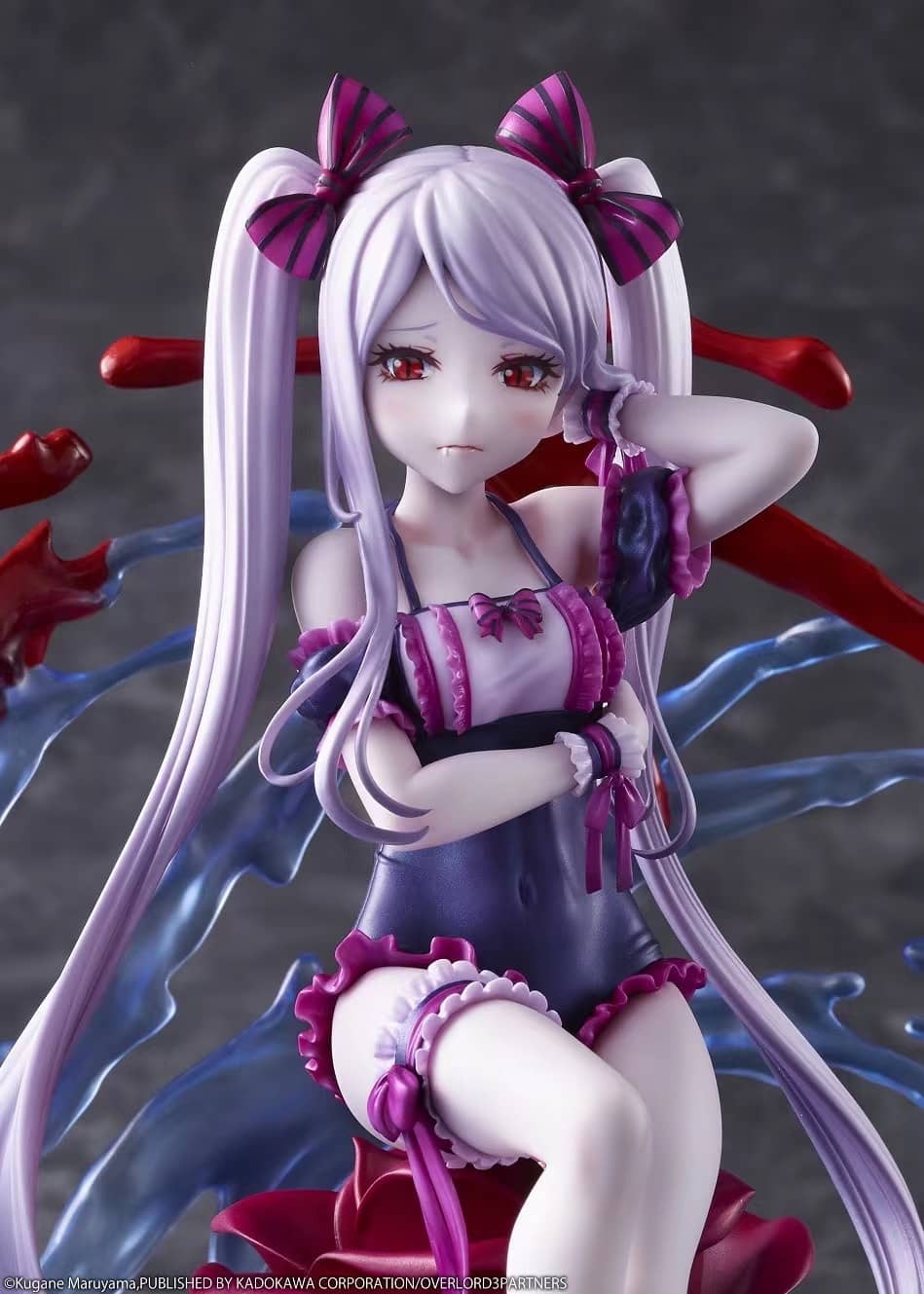 Figura Shalltear Bloodfallen traje de baño - Overlord 21,4 cm - Espadas y Más