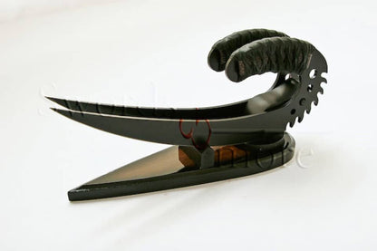 Imagen de Garras Riddick las cronicas de Riddick 14328 parte de nuestra colección en Espadas y más, sitio oficial.