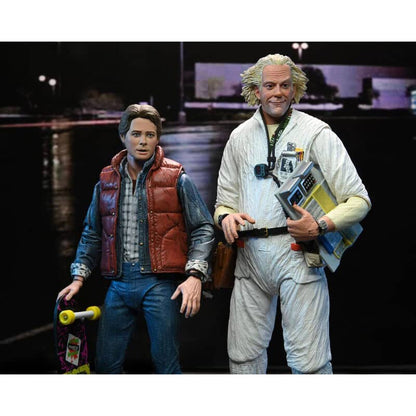 Figura Action Ultimate Doc Brown Regreso al Futuro 1985 18cm - Espadas y Más