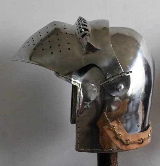 Casco Bacinete de batalla 4 - acero 2mm - Espadas y Más