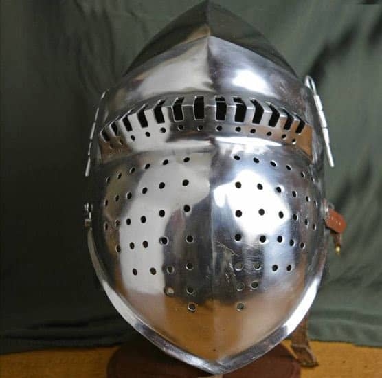 Casco Bacinete de batalla 4 - acero 2,5mm - Versión de Batalla Medieval - Espadas y Más