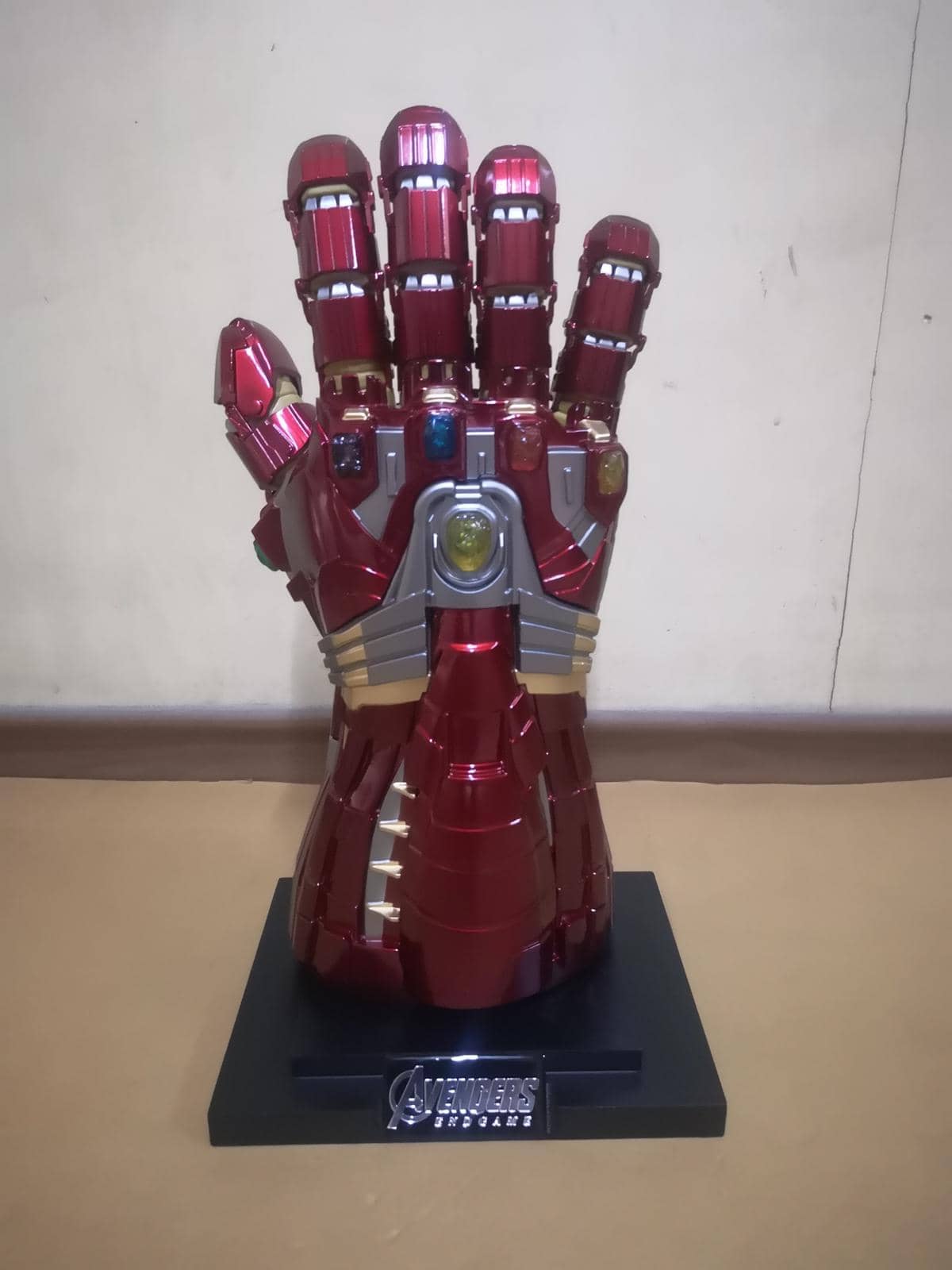 Nano Guantelete del Infinito Avengers de metal funcional - Espadas y Más