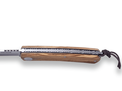 NAVAJA DEPORTIVA JOKER SERRANA PISTON HOJA 7 CM INOX MOVA Y CACHAS MADERA DE OLIVO - Espadas y Más