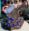 Imagen de Martillo de Thor Mjolnir S1053 parte de nuestra colección en Espadas y más, sitio oficial.